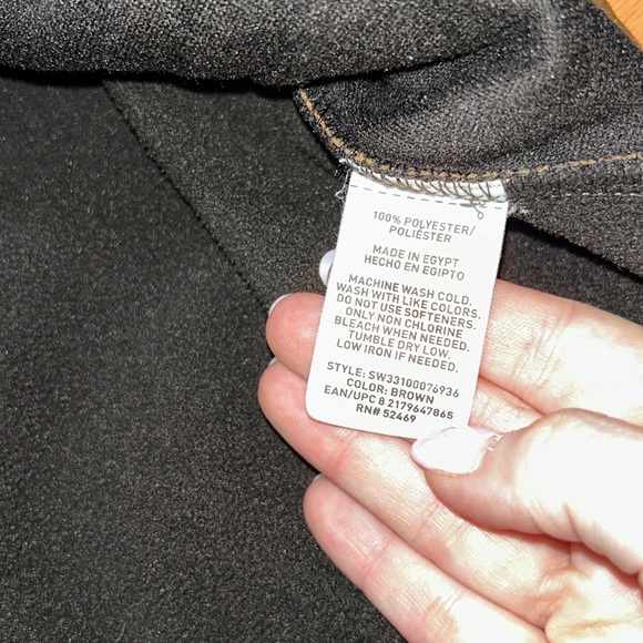 The Swiss Tech Men's Softshell Jacket - Picture 9 of 10